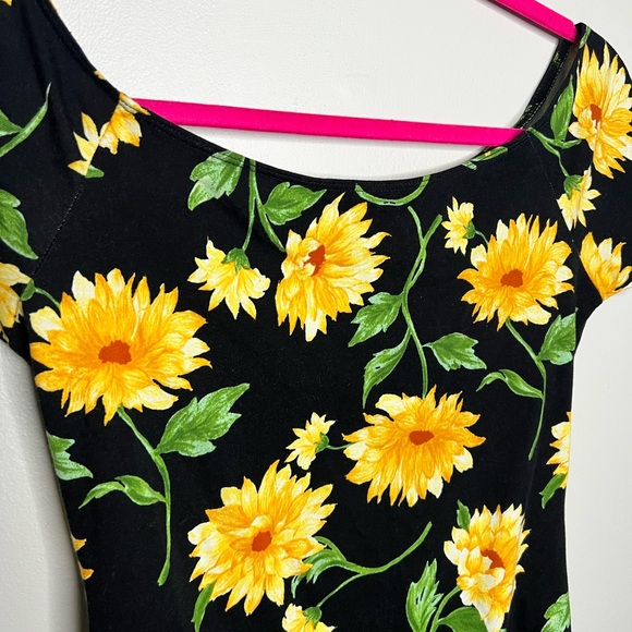 NEW Forever 21 Sunflower Knit Bodysuit - Picture 9 of 17